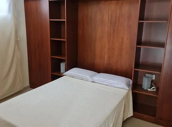 Plaza De La Corredera Apartment